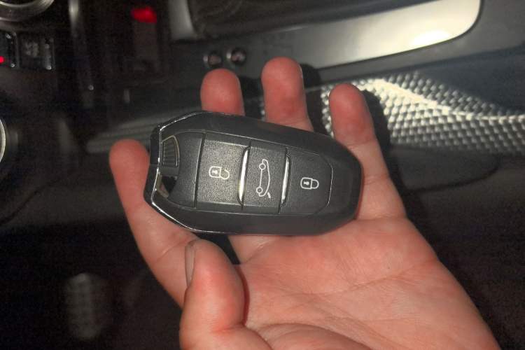 Used DS 5 2012 1.6T Prestige Edition Vehicle Key