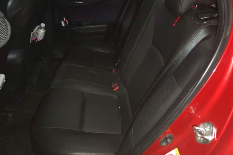 Used Toyota C-HR 2018 2.0L Leading with Sunroof China VI Standard Left Rear Seat