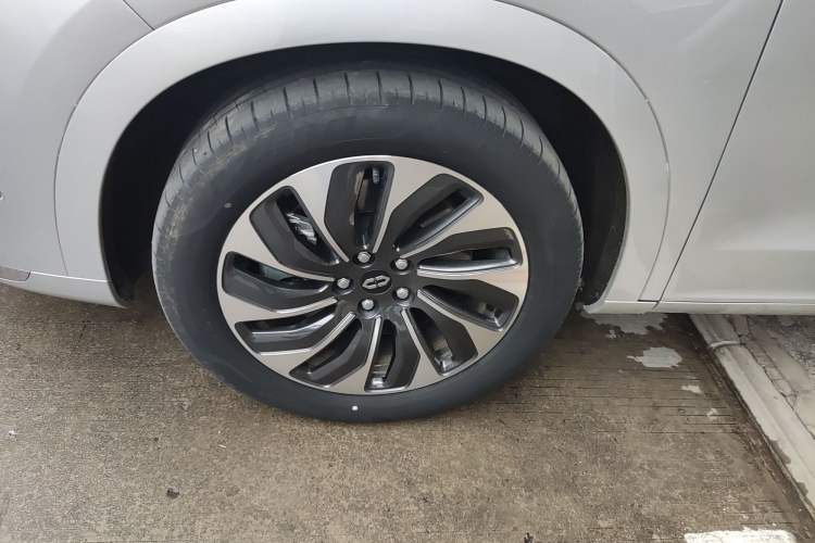 Used Hima AITO M7 2024 1.5T Intelligent Driving Rear-Drive Max Edition 6 Seats
