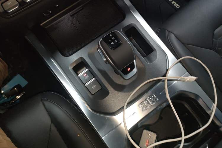 Used 212 T01 2025 2.0T Changfeng