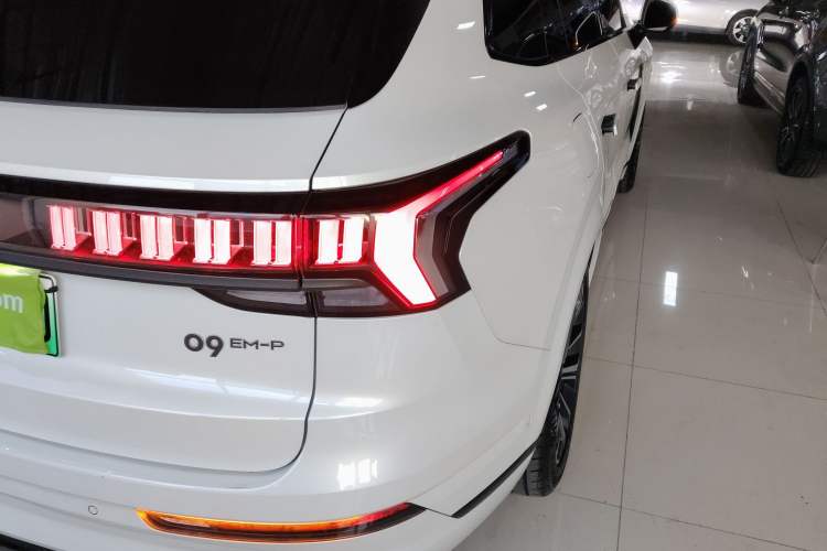 Used Lynk & Co 09 EM-P 2024 2.0TD EM-P Four-Wheel Drive ULTRA Six-Seater