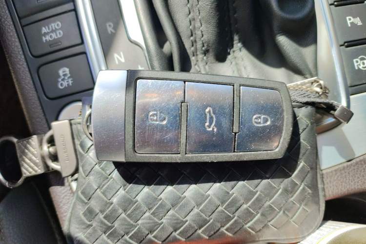 Used Volkswagen FAW-Volkswagen CC 2016 1.8TSI Luxury Model
