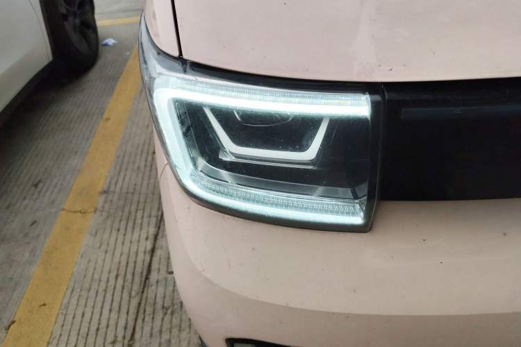 Used Wuling Hongguang MINIEV 2022 GAMEBOY 300km Enthusiast Model with Lithium Iron Phosphate Right Front Headlight