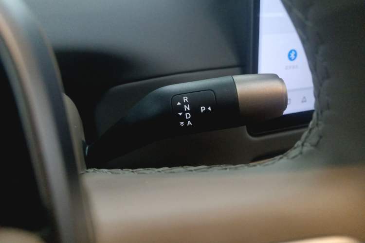 Used Li Auto i8 2025 Model Standard Version
