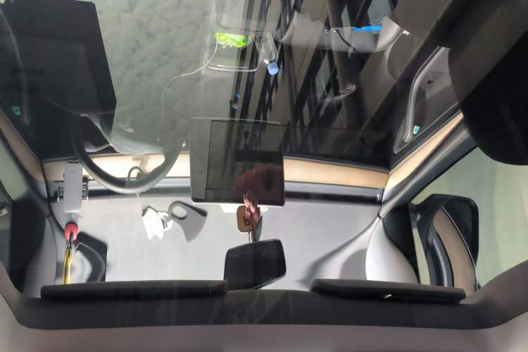 Used Tesla Model Y 2021 Long-Range All-Wheel-Drive Version