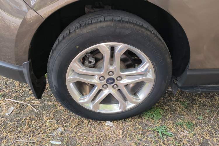 Used Ford Edge 2016 EcoBoost 245 Two-Wheel-Drive Titanium 7-Seater
