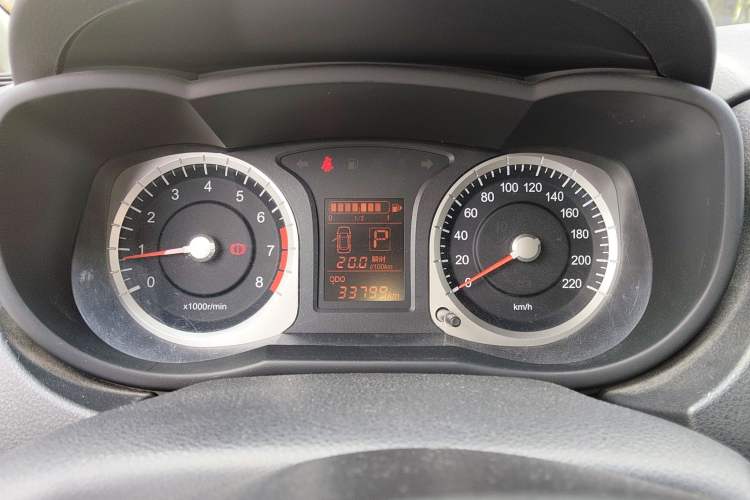 Used Venucia R50X 2013 1.6L Automatic Model Instrument Cluster