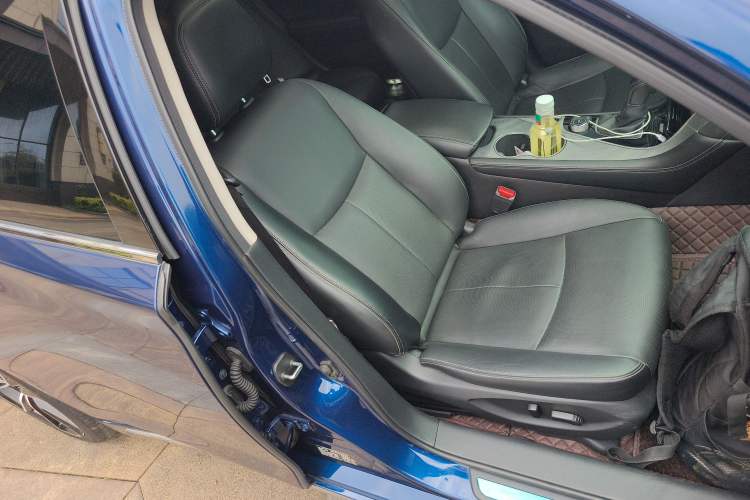 Used Infiniti Q50L 2018 2.0T Enjoyment Version China VI Standard