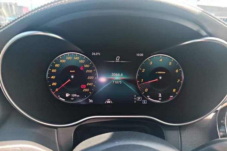 Used Mercedes-Benz GLC 2020 GLC 300 L 4MATIC Luxury Model