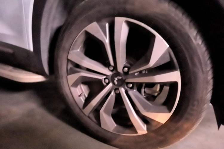 Used Wuling Asta 2022 2.0L DHT Electric-Speed Version