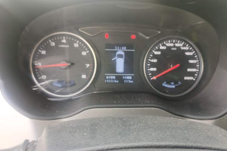 Used JAC Refine M4 2016 2.0L Manual Comfort Edition
