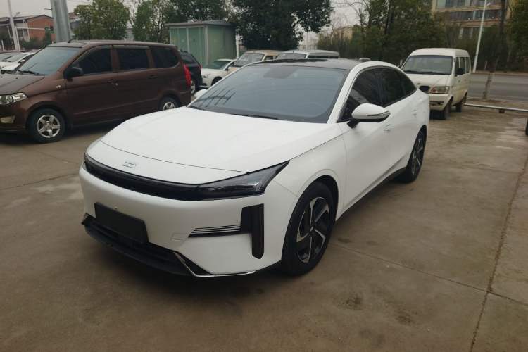 Used Geely Galaxy L6 2023 125km MAX