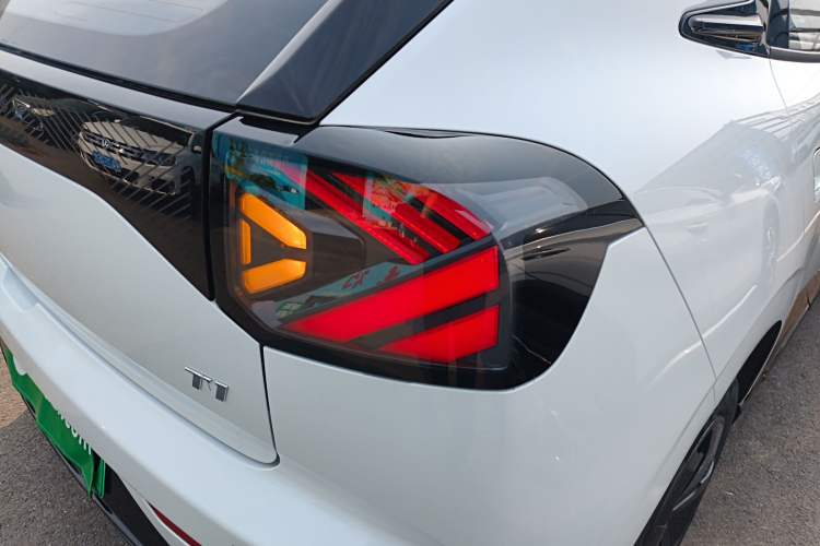 Used ARCFOX T1 2025 Model 425 PRO
