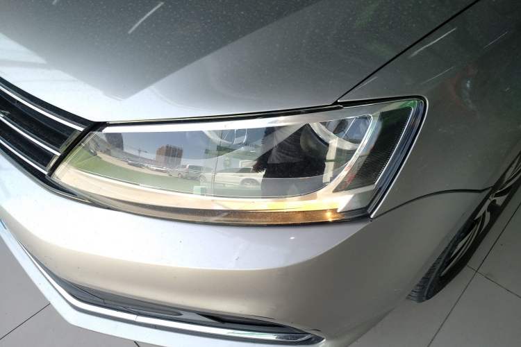 Used Volkswagen Sagitar 2018 280TSI DSG Comfort Model Left Front Headlight