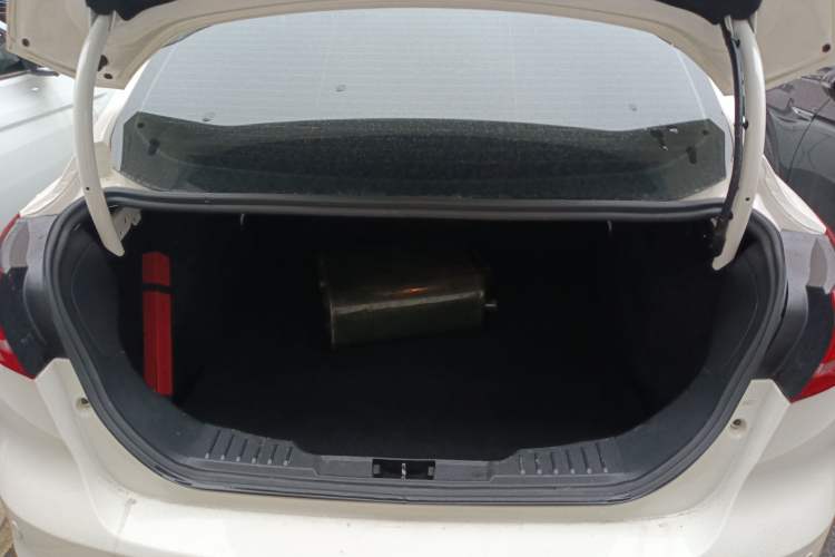 Used Ford Focus 2017 Sedan 1.6L Manual Fashion Edition Smart Drive Version