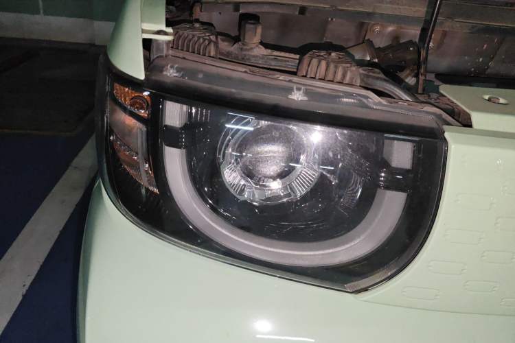 Used Chery QQ Ice Cream 2022 170km Sundae Phosphate Lithium-Ion
