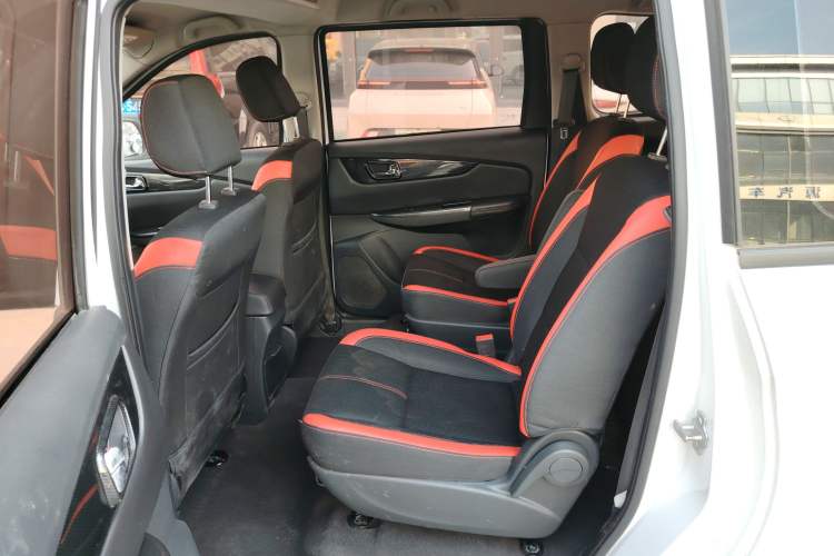 Used Foton Jiatu ix7 2016 1.5L ZhiShang Model
