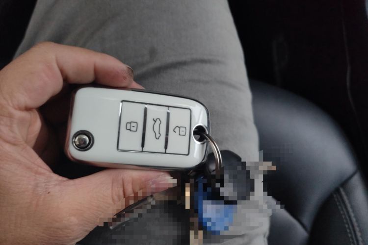 Used Roewe i6 2019 PLUS 1.6L CVT 4G Connected Flagship Deluxe Edition