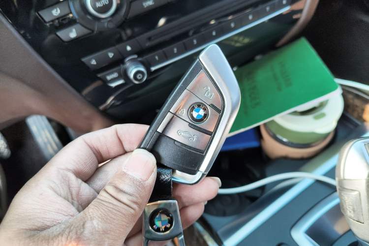 Used BMW X5 2017 xDrive28i
