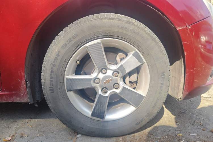 Used Chevrolet Cruze 2013 1.6L SL Sunroof Edition MT
