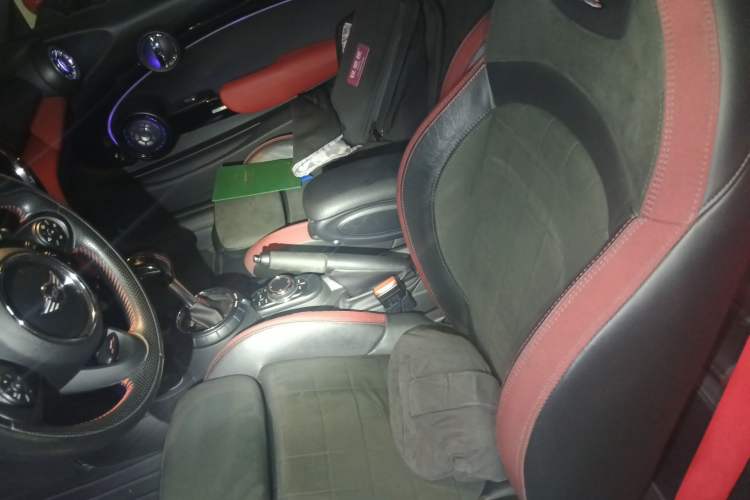 Used MINI JCW 2016 2.0T JOHN COOPER WORKS Avant-Garde