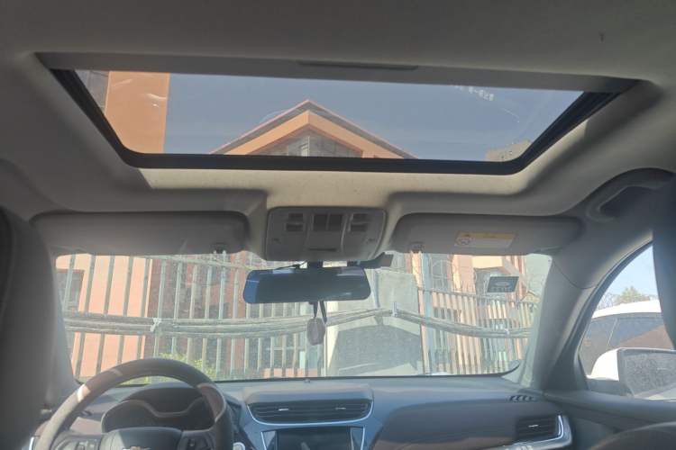 Used Chevrolet Malibu 2018 530T Automatic Luxury Edition Headliner