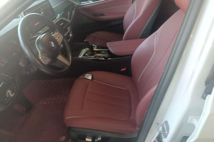 Used BMW 5 Series 2022 Second Facelift 525Li M Sport Package