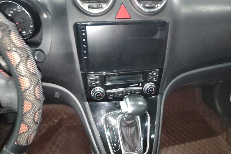 Used Haval H6 2016 Upgraded Model 1.5T Automatic Two-Wheel Drive Elite Version