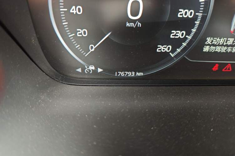 Used Volvo XC90 2019 T6 Prestige 7-Seater China VI Standard Odometer Close Up