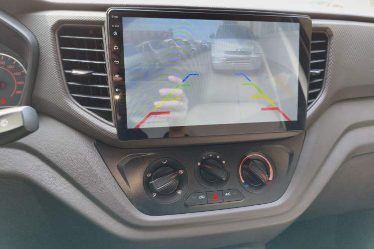 Used Wuling Hongguang V 2022 1.5L Jingqu Edition Enclosed-Window Vehicle with Electric Power Steering LAR
