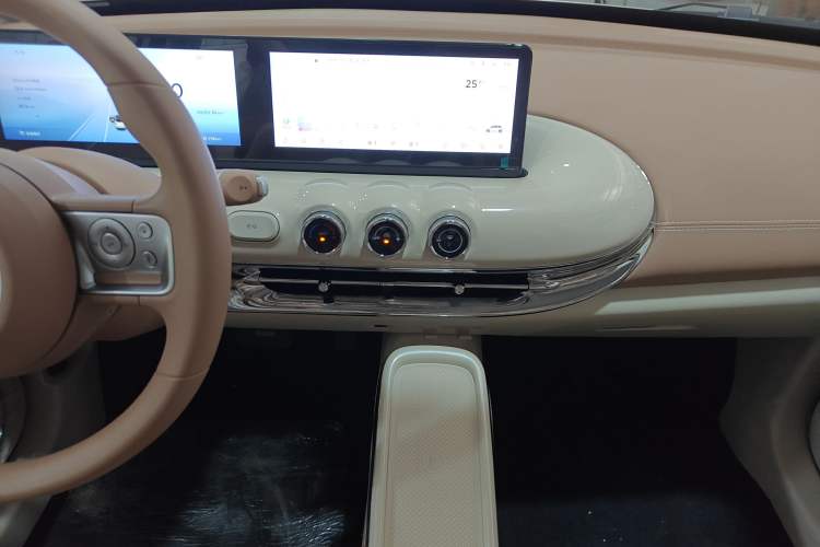 Used Wuling Bingo 2025 333 km Lingxi Connected Version
