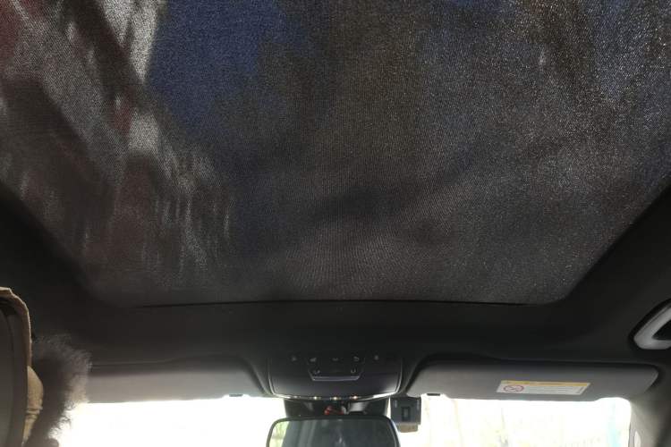 Used Mercedes-Benz GLC 2017 GLC 260 4MATIC Luxury Model Headliner