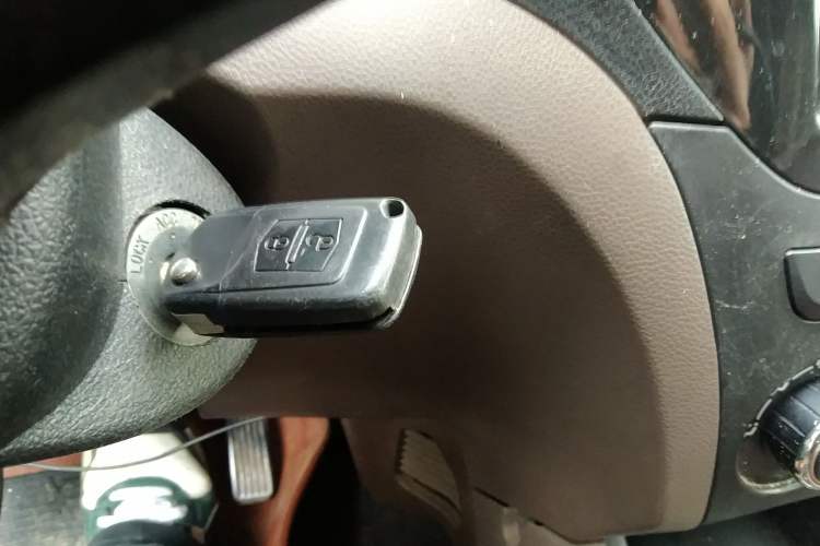 Used FAW Senya S80 2015 1.5L Manual 5-Seater Urban Edition Vehicle Key