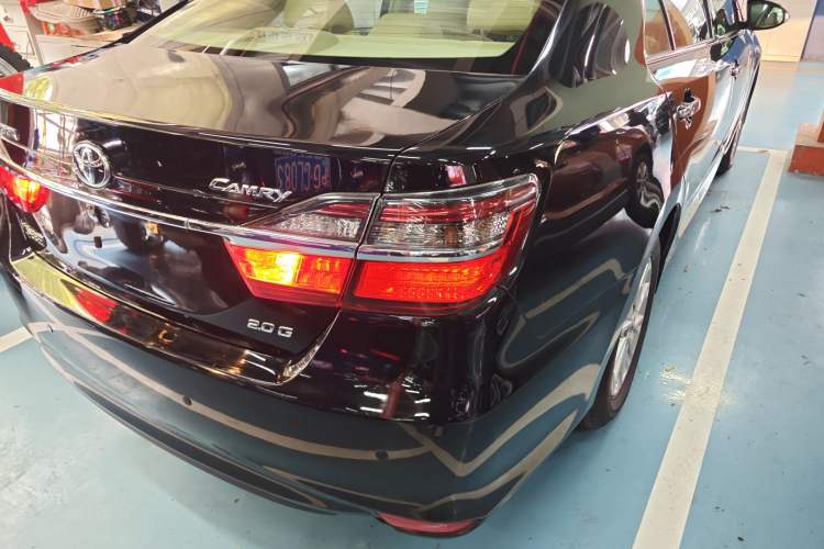 Used Toyota Camry 2015 2.0G Premier Edition