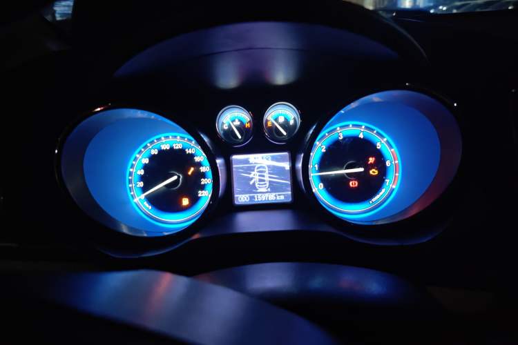 Used Chery E3 2013 1.5L Manual Luxury Model