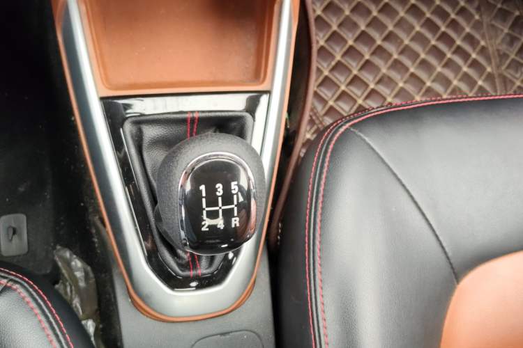 Used Geely Auto Diamond 2016 1.5L Manual Entry-Level Trim