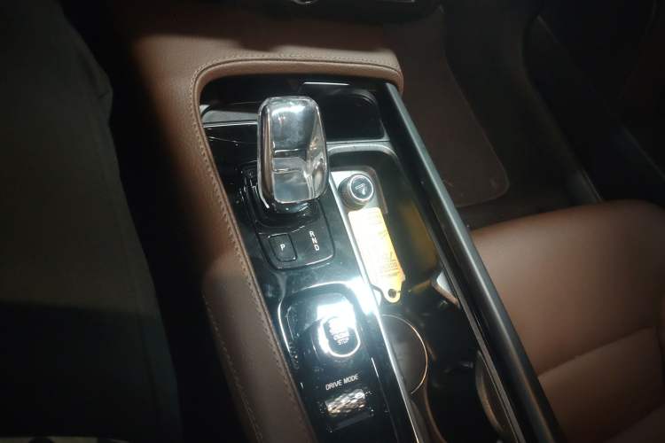 Used Volvo V90 2021 Cross Country B5 AWD Smart Range Edition