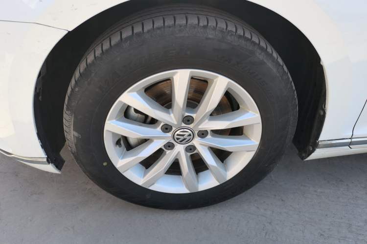 Used Volkswagen Magotan 2017 280TSI DSG Comfort Model