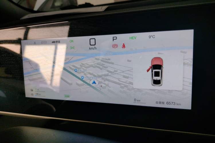 Used BYD Qin L 2025 DM-i Smart Drive 120KM Superior Model
