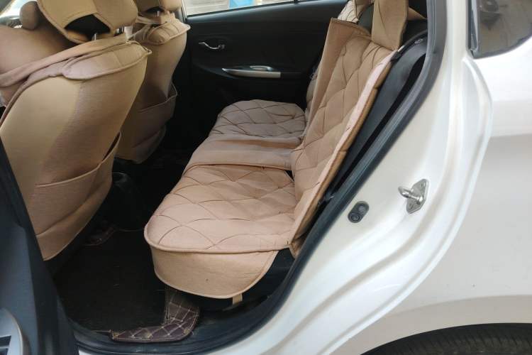 Used Toyota YARiS L Zhi Xuan 2014 1.3E Automatic Charm Edition Left Rear Seat