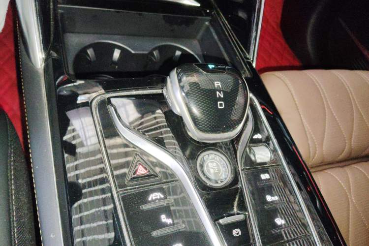 Used BYD Tang New Energy 2021 DM 2.0T Four-Wheel Drive High-Performance Flagship Model Gear Lever