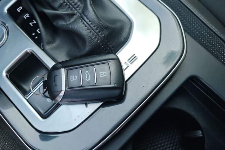 Used Dongfeng Aeolus Yixuan 2020 230T Automatic Advanced Edition
