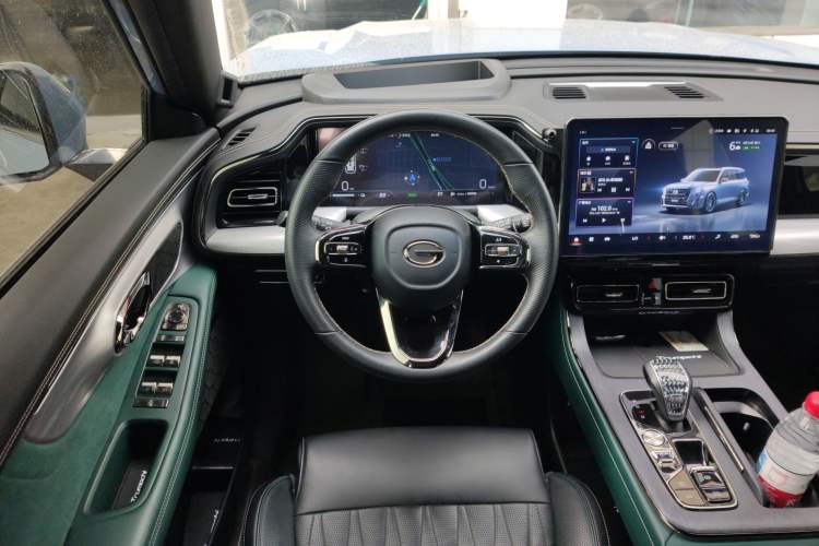 Used GAC Trumpchi GS8 2022 Double-Energy Series 2.0TM Two-Wheel Drive Prestige Edition (6 Seats)