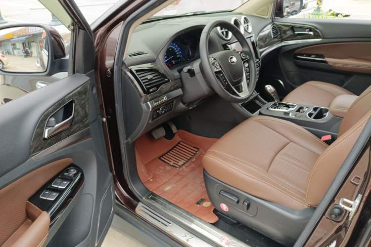 Used BYD S7 2016 2.0T Automatic Prestige Plus
