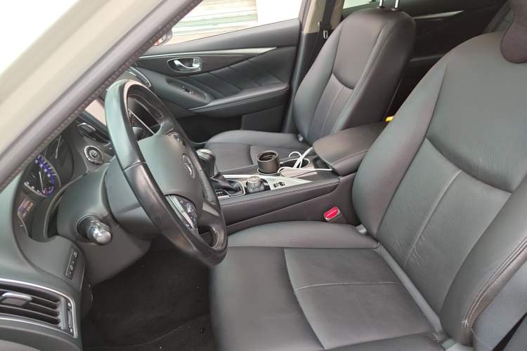 Used Infiniti Q50L 2016 2.0T Comfort Edition Left Front Seat