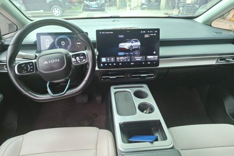 Used AION Y 2023 Plus 610 Enjoy Edition
