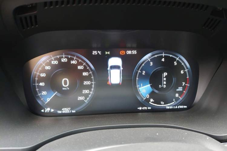 Used Volvo XC60 2021 T5 4x4 Smart Luxury Edition