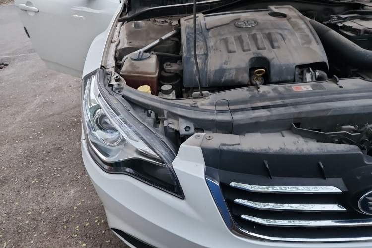 Used Bestune B50 2013 1.6L Manual Prestige Edition Right Front Headlight