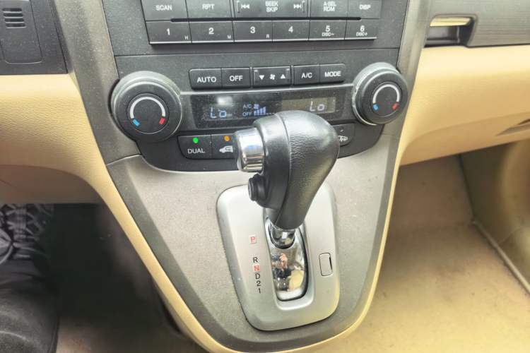 Used Honda CR-V 2007 2.4L automatic four-wheel drive Prestige Edition Gear Lever