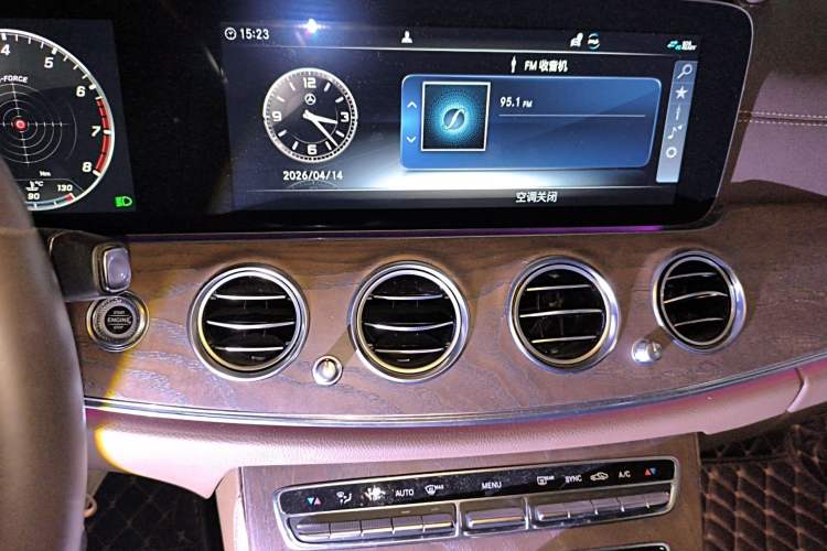 Used Mercedes-Benz E-Class 2020 Facelift E 260 L Audio And AC Panel